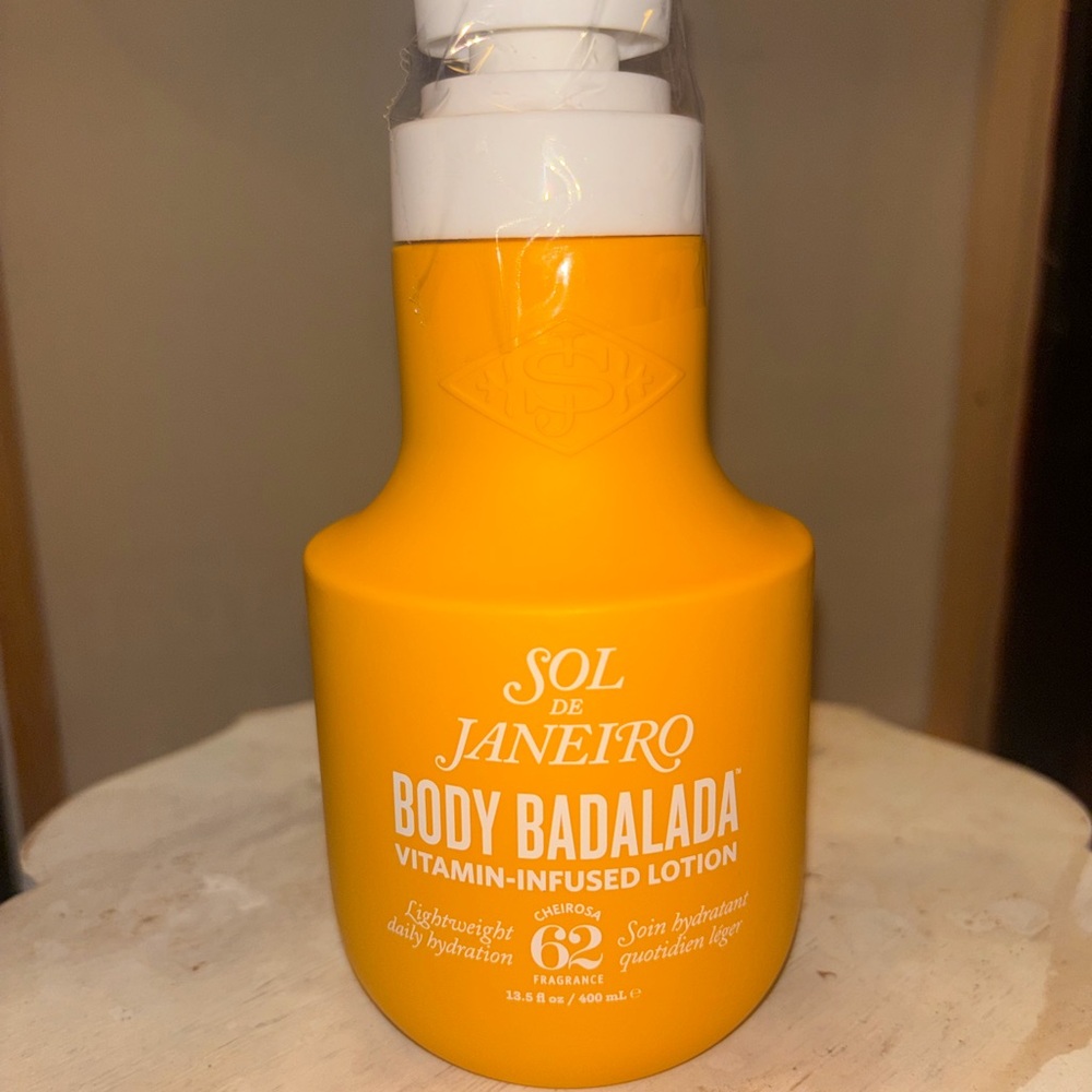 Sol de Janeiro Body Badalada Vitamin-Infused Lotion - Vibrant Yellow